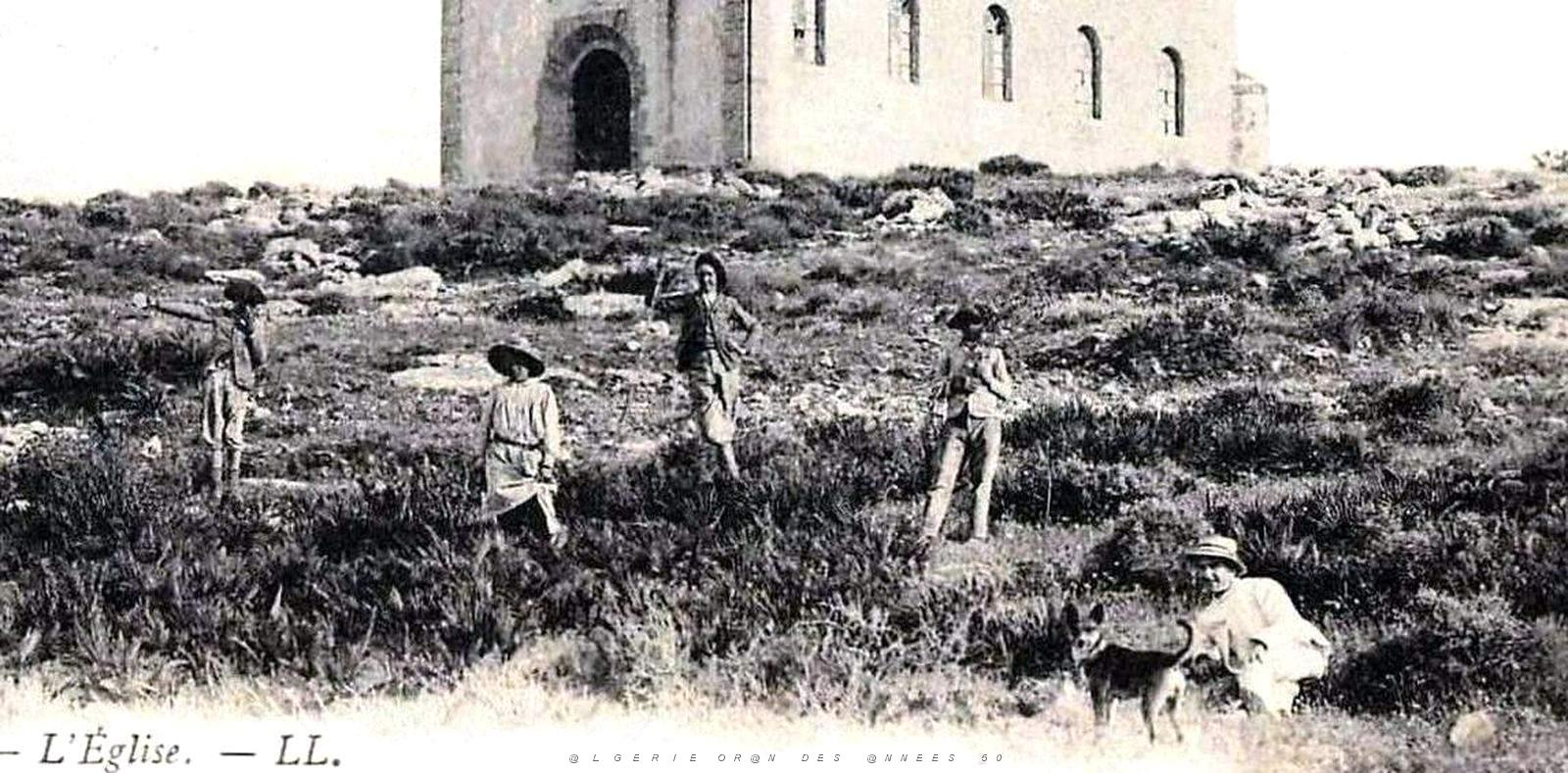 2110- Ain-el-Turck - L'Eglise2.jpg